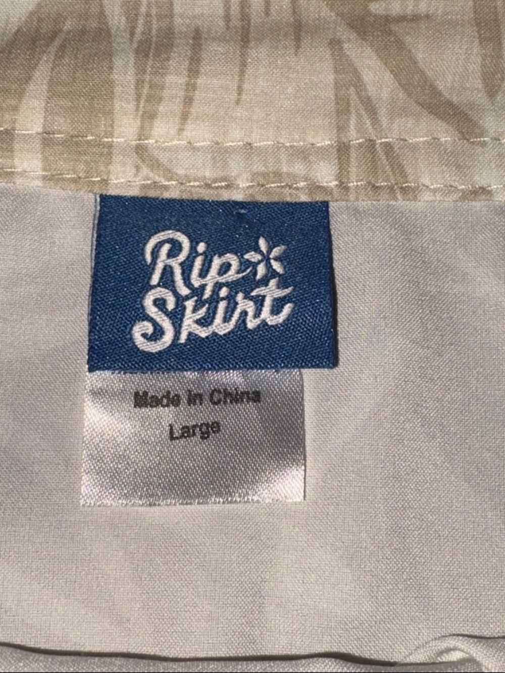 Ripskirt Hawaii Neutral Leaf-Print Skirt. Size large. - Picture 3 of 7